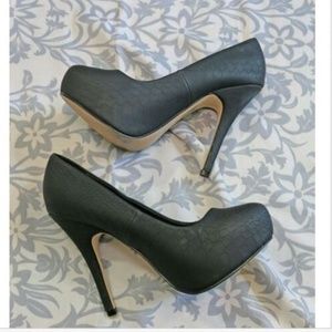 Mix No. 6 Black Sarti Textured High Heels sz 7.5